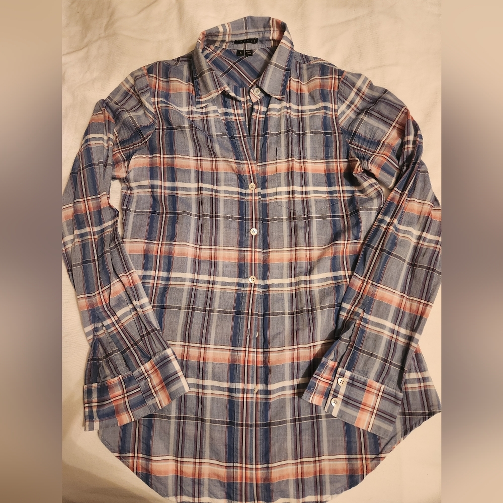 THEORY Womens Button Down Shirt - NWOT   - Small
